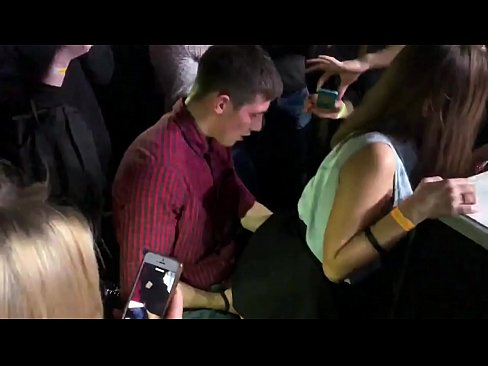❤️ Verus sexus in nightclub Russian. XVIII annos Russian puella in ano ac debent futui in nightclub Anal porn ad nos la.sexycamse.top